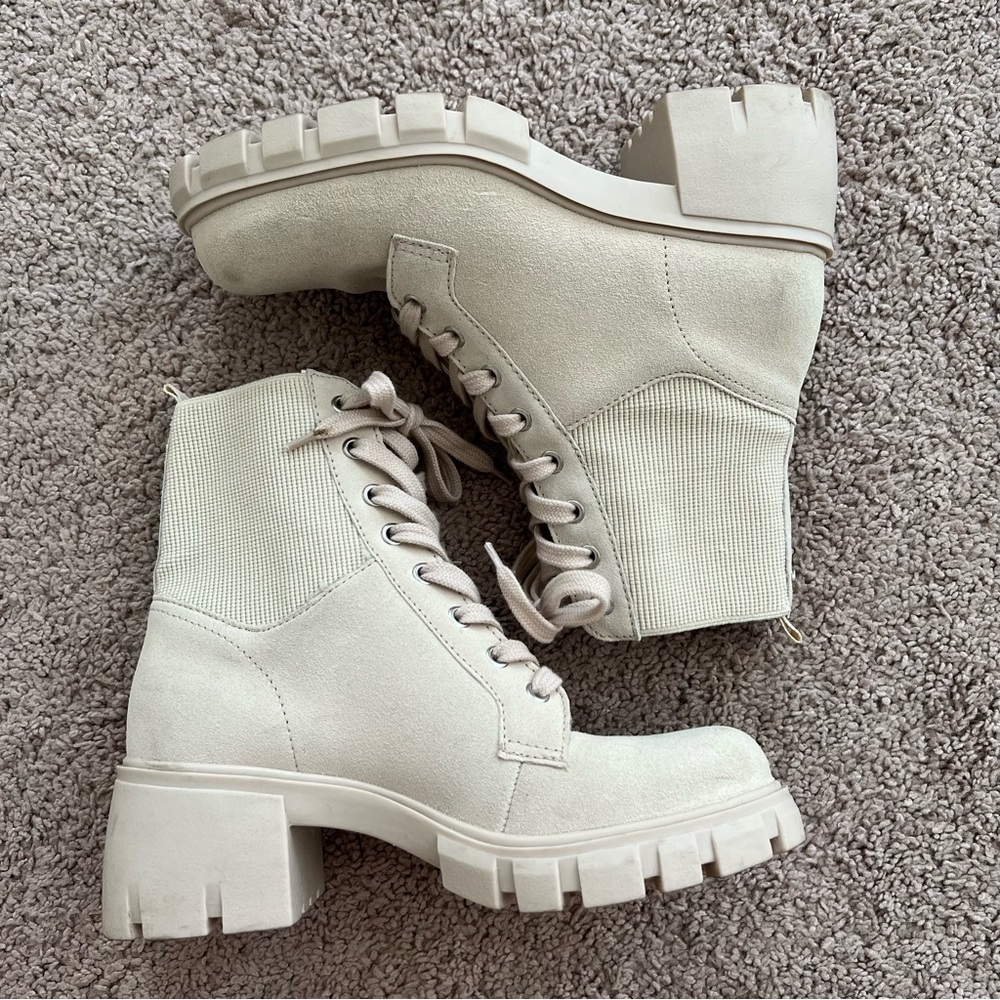 Steve Madden Beige Tan Combat Boots